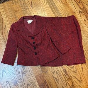 Maggy London Burgundy‎ Paisley Blazer and Skirt Set size 8P